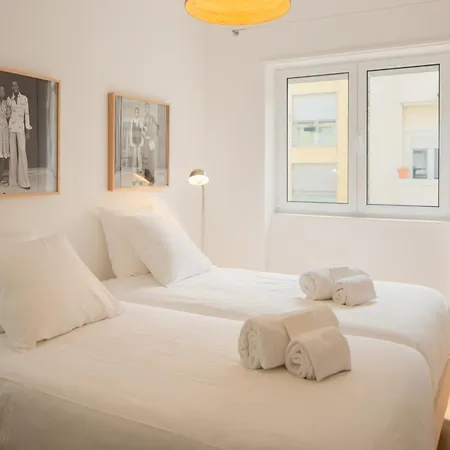 Stylish With Private Patio By Lovelystay Apartament