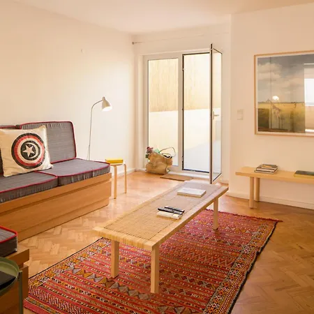 Stylish With Private Patio By Lovelystay Apartman Lisboa