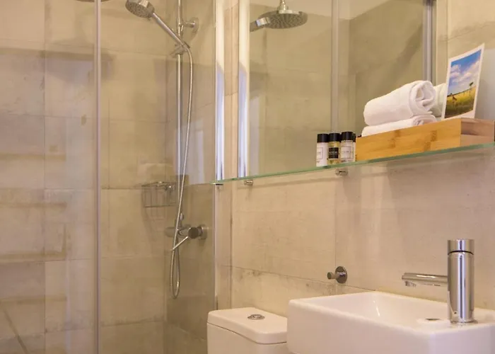 Stylish With Private Patio By Lovelystay * Lisboa