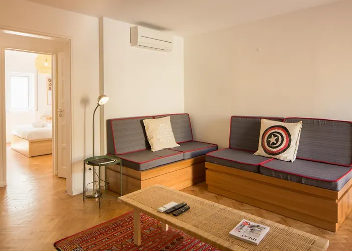 Appartement Stylish With Private Patio By Lovelystay *
