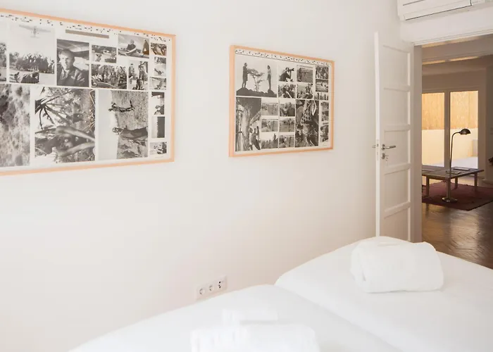 Appartement Stylish With Private Patio By Lovelystay