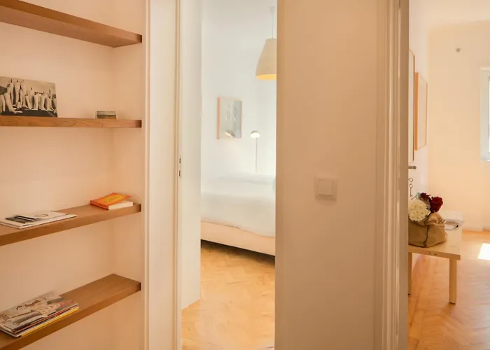Stylish With Private Patio By Lovelystay Appartement Lisboa